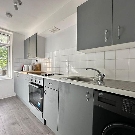 Cosy 2 Bedroom Flat In Manor House London Luaran gambar